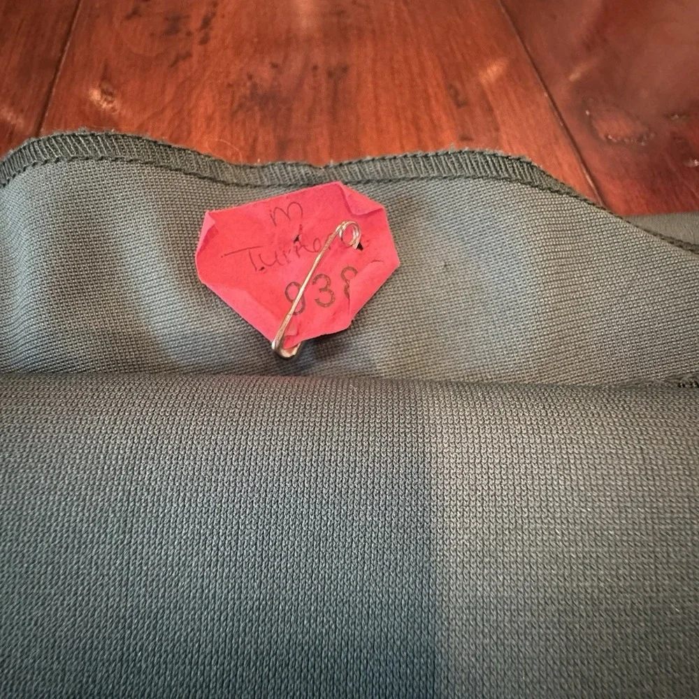 Lot of 5 High-End Tablecloths – 3 LogoSkirt Banquet + 2 Vintage‎ Highland  Golf